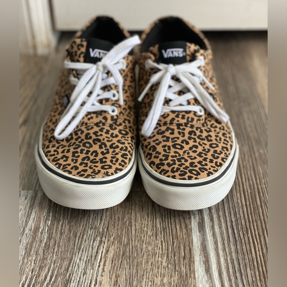 Vans Doheny Cheetah Shoes - Picture 3 of 8
